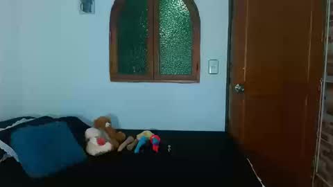 crisma online show from September 18, 10:03 pm