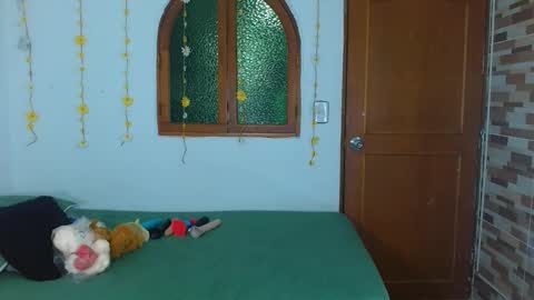 crisma online show from October 29, 10:32 pm