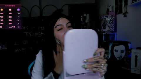    online show from April 23, 8:22 am