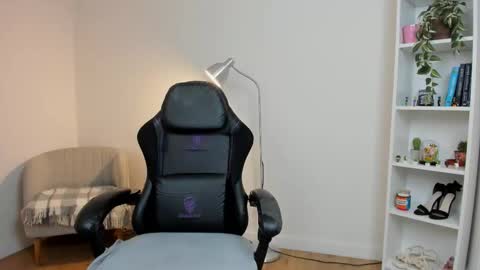 Sakura Harper online show from October 30, 6:36 am