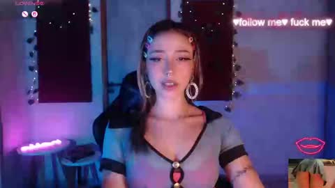 Sakura online show from October 21, 5:12 am