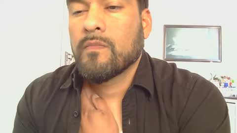 sal cumplaciente online show from May 15, 10:06 pm