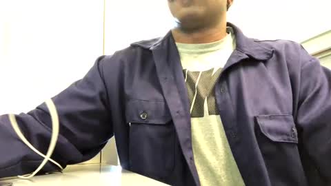 Snapshot of salgozzi chatting on September 10, 1:23 pm Cum Hanks online show from September 10, 1:23 pm