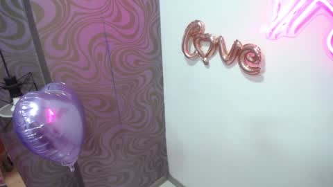 salii_poison online show from December 17, 11:05 pm