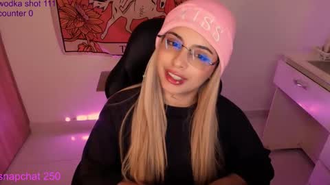 sallymaddoxx online show from May 5, 12:50 am