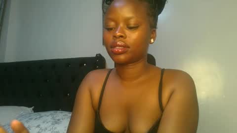 sallysasha254 online show from February 15, 7:01 pm