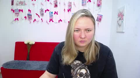 Sally online show from May 15, 6:48 pm