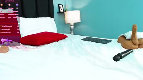   online show from March 12, 11:12 pm