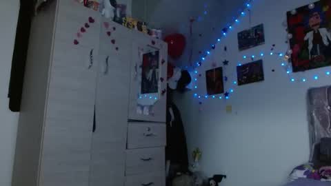 salome_drasin online show from March 18, 8:20 am