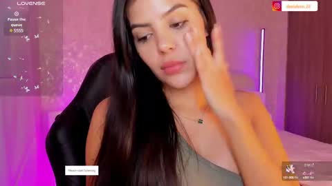 Snapshot of salomee_11 chatting on March 11, 12:22 am salo online show from March 11, 12:22 am