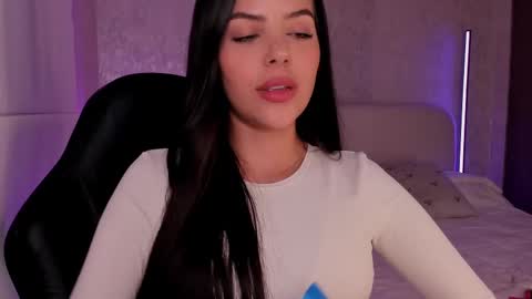 Snapshot of salomee_11 chatting on February 27, 2:46 am salo online show from February 27, 2:46 am