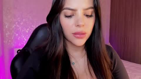 Snapshot of salomee_11 chatting on February 20, 3:34 am salo online show from February 20, 3:34 am
