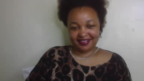 Snapshot of salty_surprise_ chatting on February 22, 12:05 am salty_surprise_ online show from February 22, 12:05 am