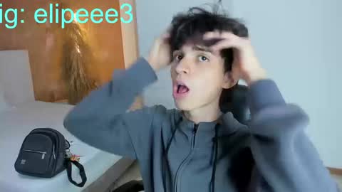 salvatore  online show from February 25, 11:19 pm