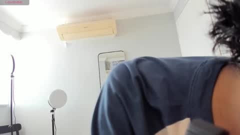 salvatore_montt online show from March 9, 5:49 pm