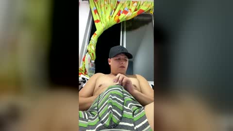 sam544469 online show from May 12, 1:47 am