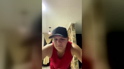 sam544469 online show from May 13, 4:44 am