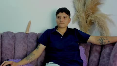 Samantha Larusso online show from December 4, 3:59 pm