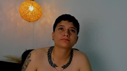 Samantha Larusso online show from December 15, 11:55 am