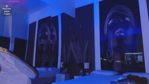 SAM MANSON online show from December 3, 3:45 pm