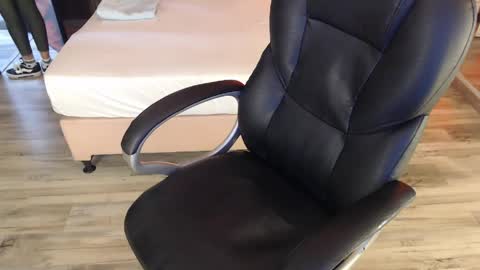 SAM MANSON online show from April 9, 12:11 pm