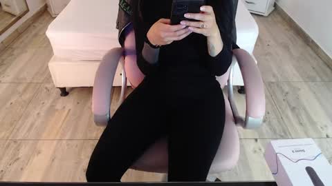 Snapshot of sam_mansson66 chatting on February 6, 12:15 pm SAM MANSON online show from February 6, 12:15 pm