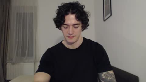 Sam online show from December 19, 1:23 am