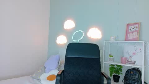   online show from September 9, 2:28 pm