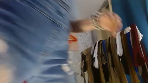 samanta online show from April 8, 11:24 am