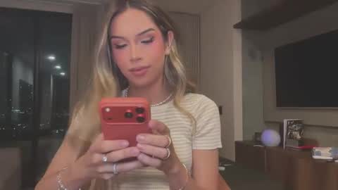 samanta_smiith online show from October 26, 1:28 am