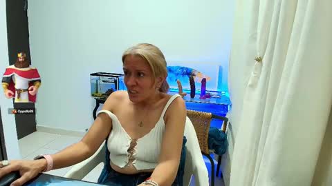 Samanta Stone online show from October 2, 11:36 pm