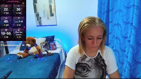Samanta Stone online show from December 7, 12:14 am