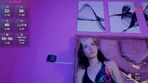 samantaa_liov online show from April 9, 7:52 pm