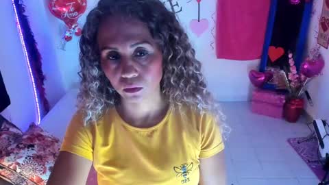  Samanthasmile  online show from February 11, 3:08 am