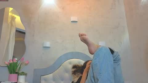 samantha_and_bastian online show from May 12, 3:37 am