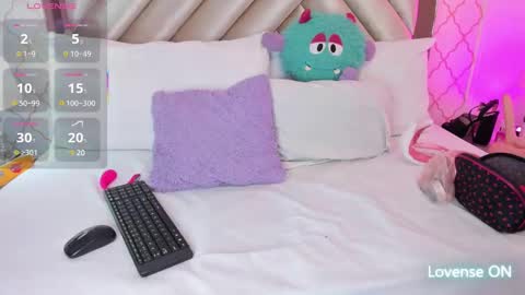 Samantha  online show from March 1, 8:53 pm