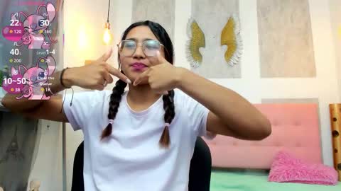    online show from November 10, 1:25 pm