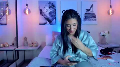 Samantha online show from November 1, 5:56 pm