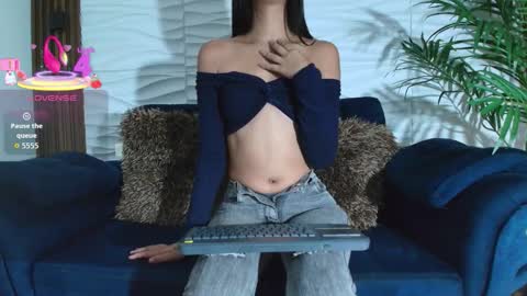 samantha_hott01 online show from October 28, 10:38 am