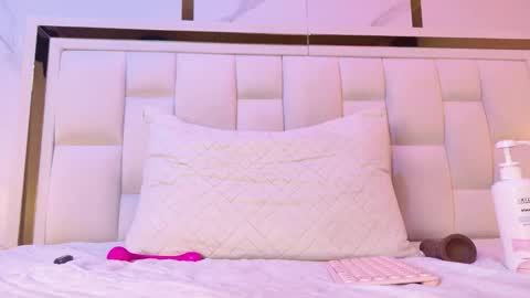 samanthaa_sm online show from February 13, 1:14 pm