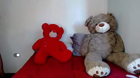 Samanthaa Smitt online show from March 10, 9:07 pm