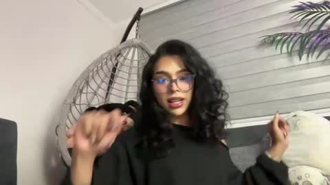 Samantha Bernardo online show from August 9, 4:51 am