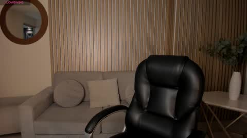 samanthaconnorx online show from September 21, 11:20 pm