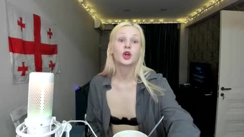 Samantha online show from February 19, 3:49 pm