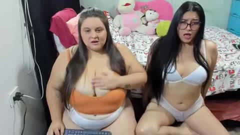 SamanthaSophie  online show from May 24, 12:07 am
