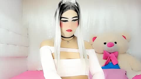 samanthax_xissadora1 online show from February 9, 8:32 am