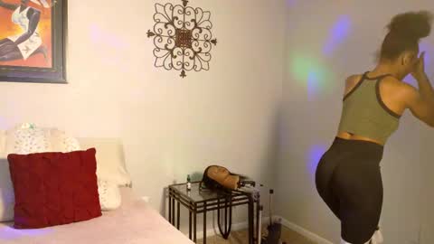 Yaya online show from February 19, 5:38 am