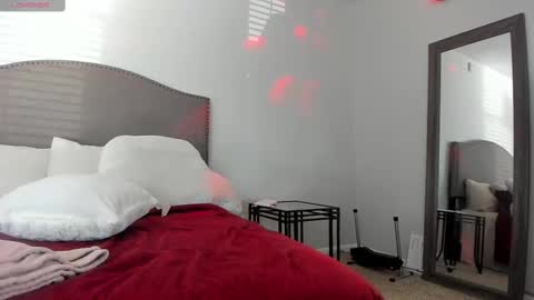 Yaya online show from September 26, 2:03 pm