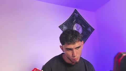 samevansx online show from June 18, 5:18 pm