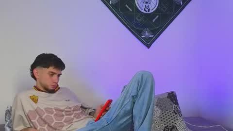 samevansx online show from October 4, 1:20 pm